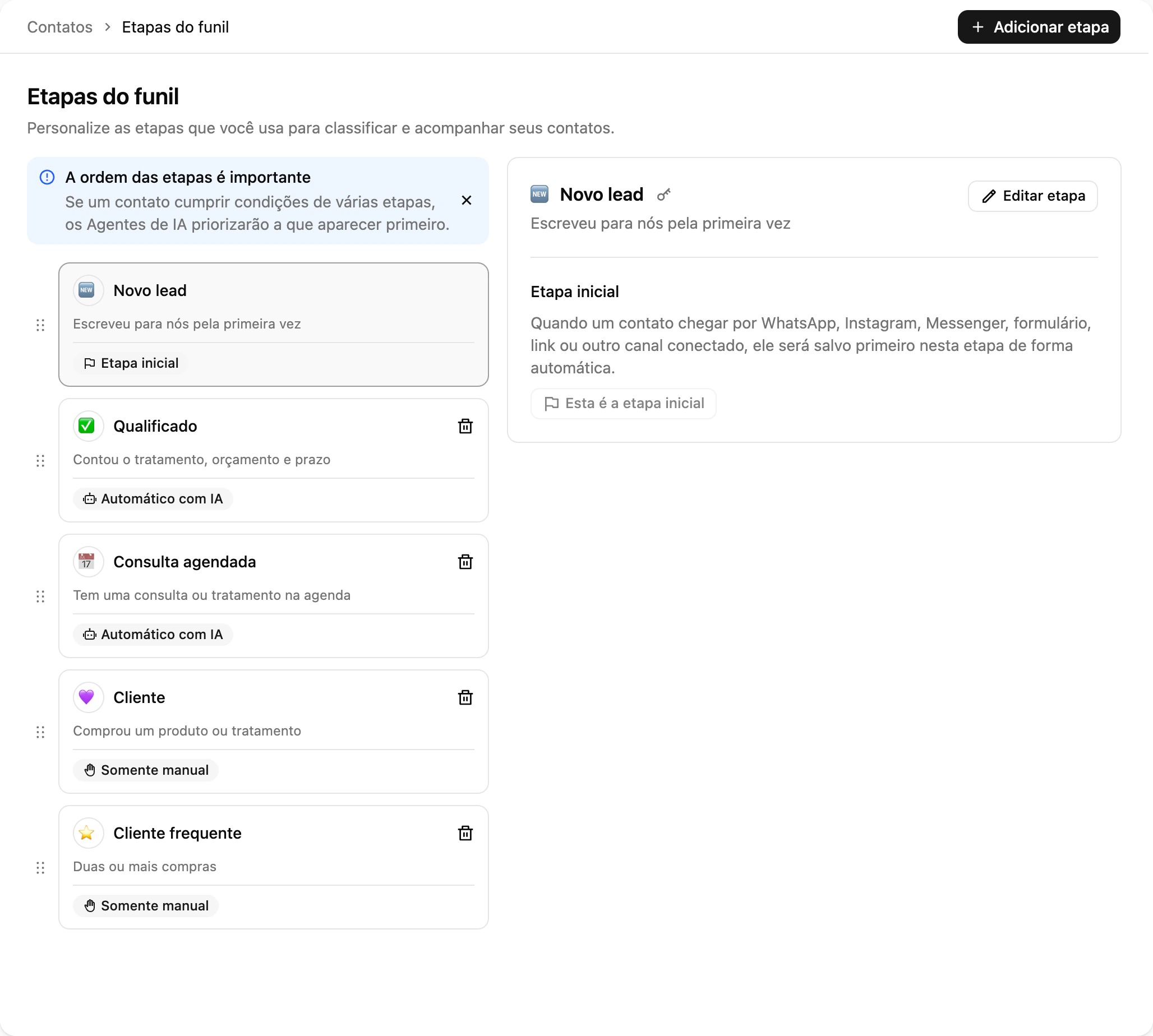 O editor de Etapas do funil: etapas reordenáveis com emoji, contagem de contatos e os selos de etapa inicial e automação